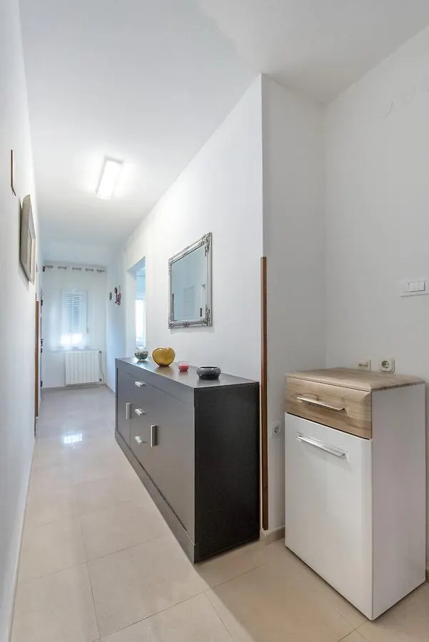 Apartment Luti Pula Kroatien