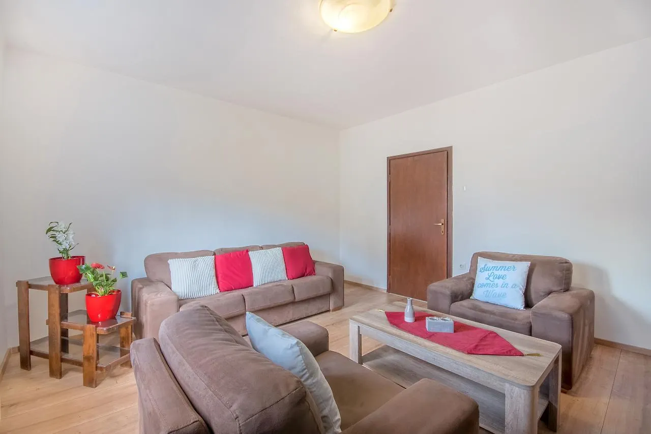 Apartment Luti Pula